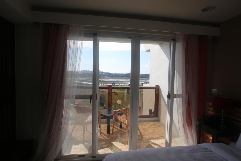 Malibu Oceanview Homestay Magong Habitación foto